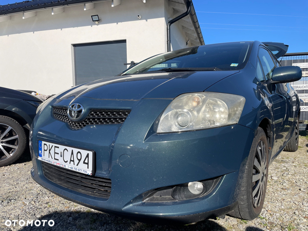 Toyota Auris 1.6 VVT-i Sol