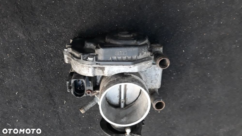 PRZEPUSTNICA DOLOTOWA AUDI VW SKODA 030133064F 058133063 - 8