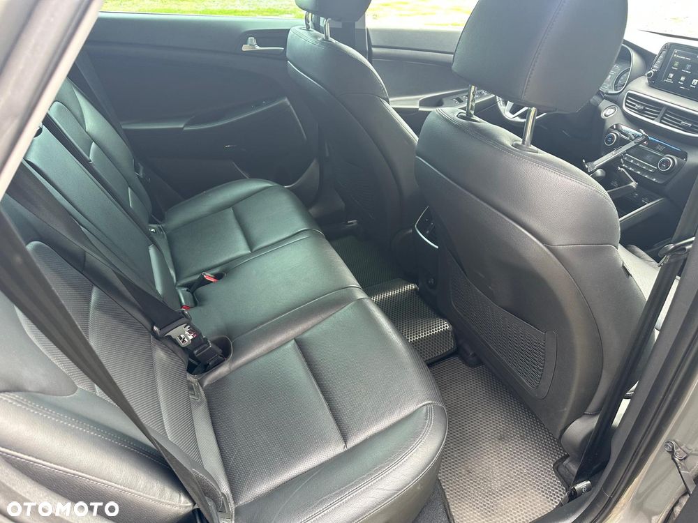 Hyundai Tucson 2.0 CRDi 48V Premium 4WD - 29