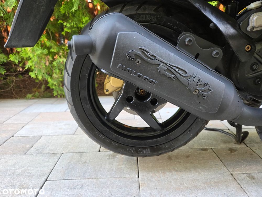Aprilia SR - 19