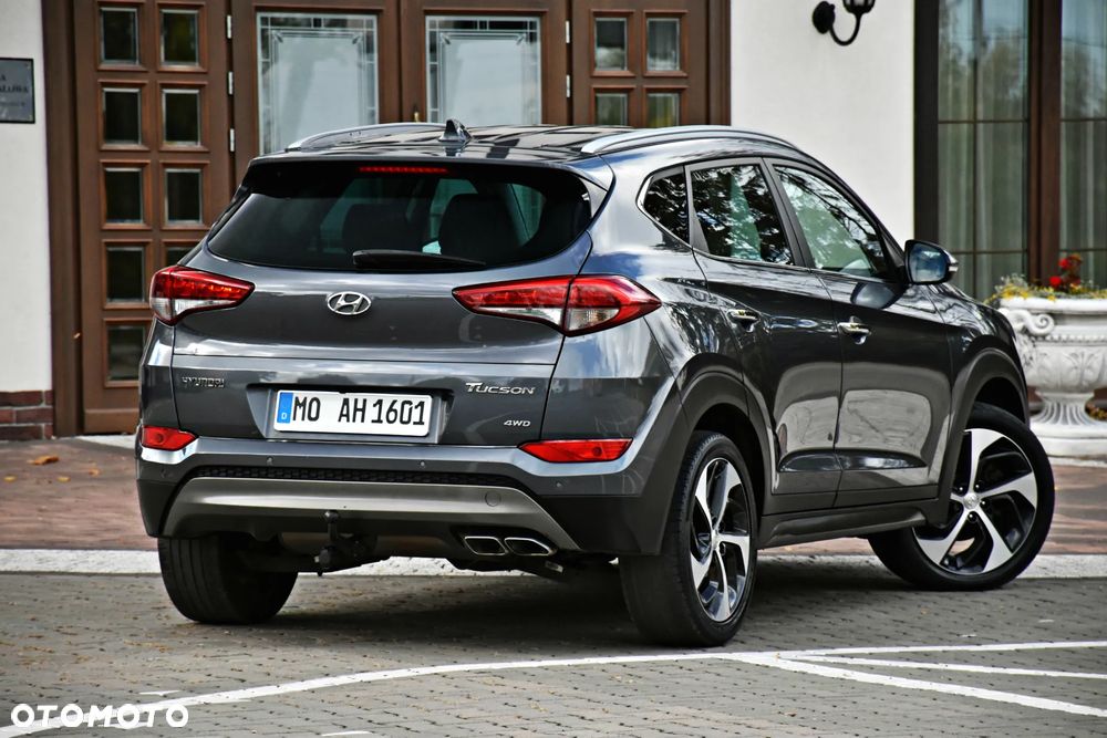 Hyundai Tucson 2.0 CRDI 4WD Automatik Premium - 21