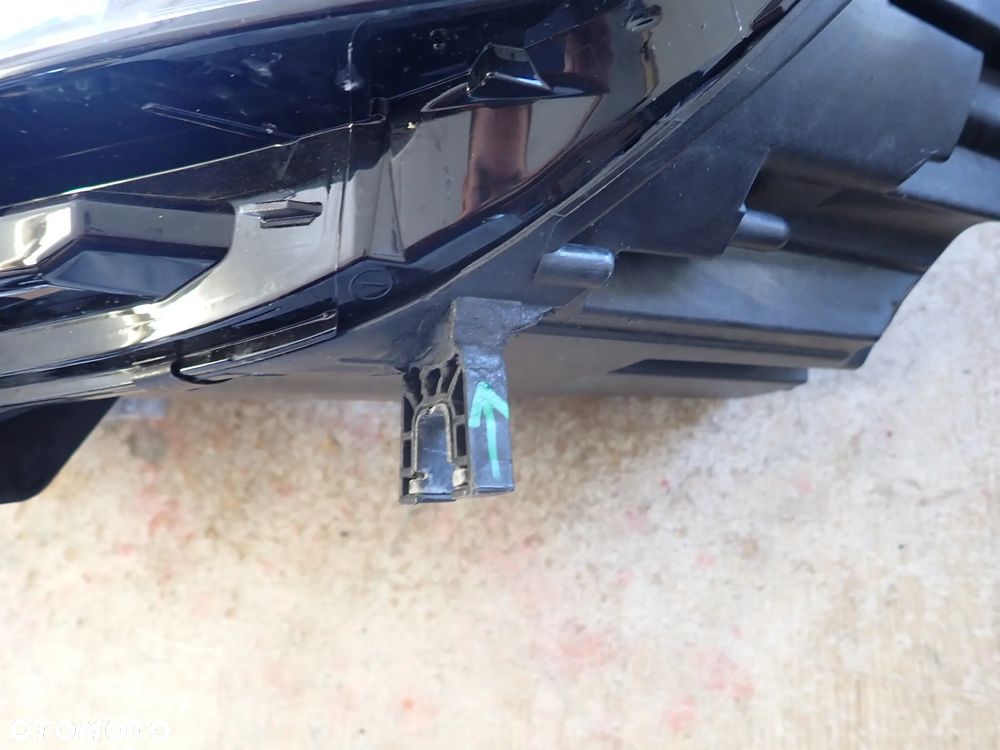 AUDI A4 B9 LIFT LAMPA LEWY PRZÓD EUROPA - 8
