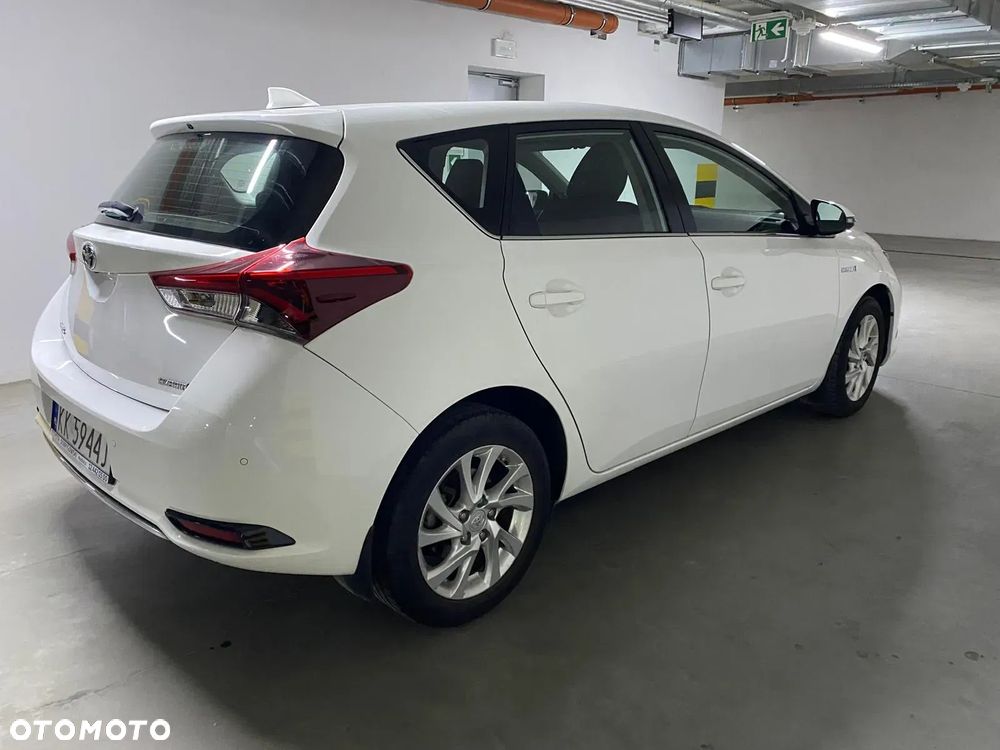 Toyota Auris Hybrid 135 Premium - 18