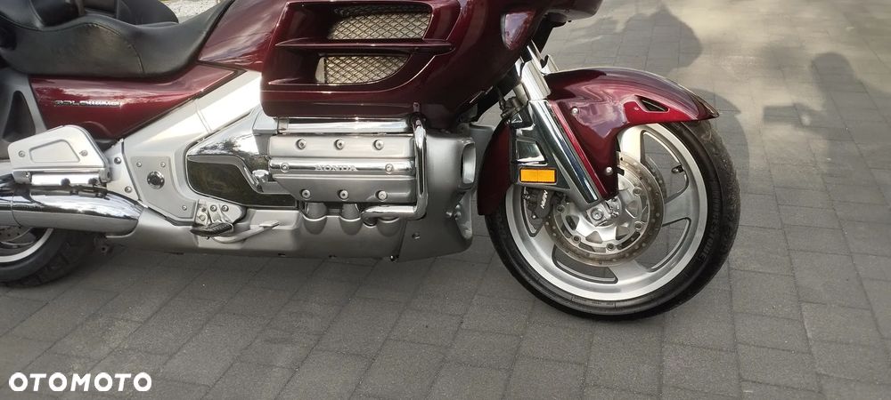 Honda GL - 36