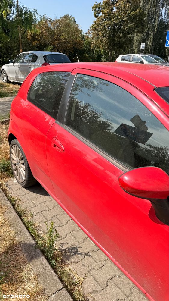 Fiat Punto 1.9 (JTD) Multijet Emotion - 3