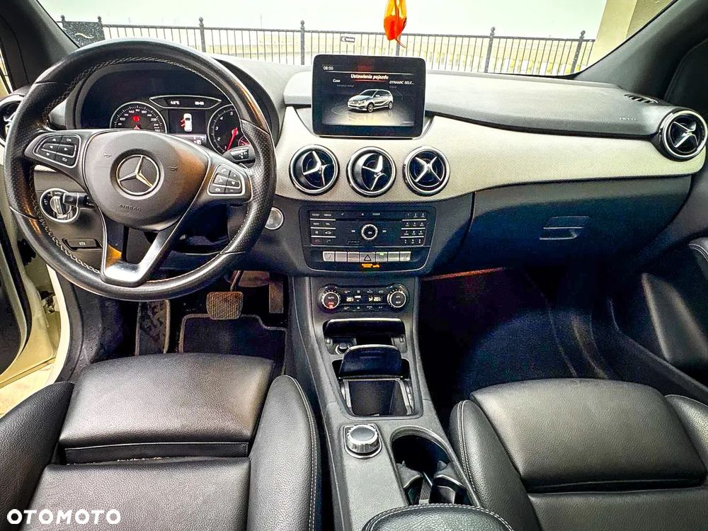 Mercedes-Benz Klasa B 250 4-Matic - 9