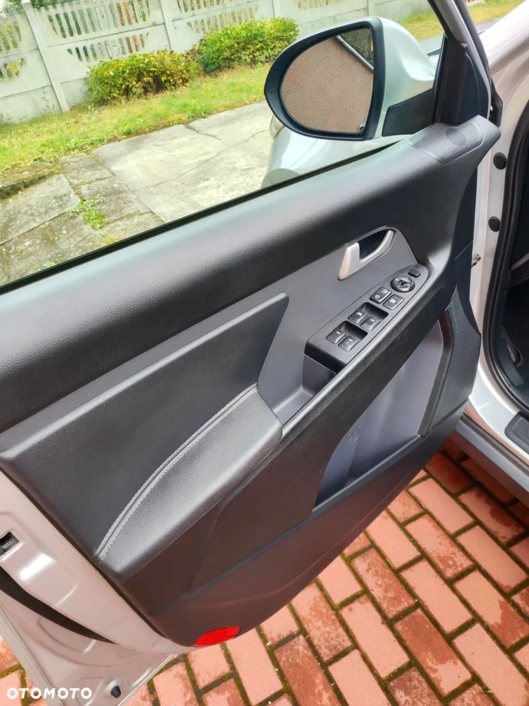 Kia Sportage 1.6 GDI L 2WD - 21