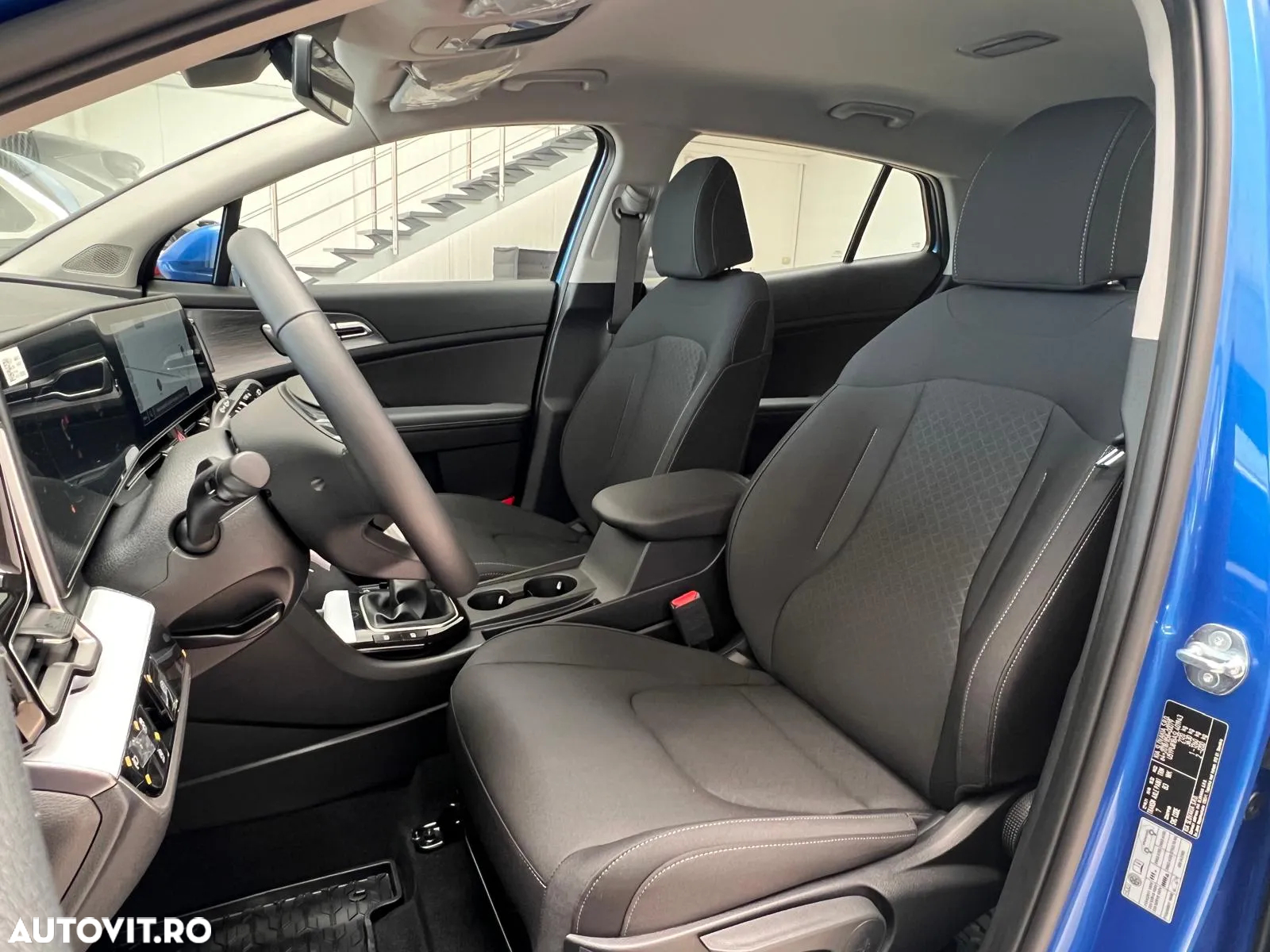 Kia Sportage 1.6 T-GDI 6MT HP 4x2 MHEV Urban - 11
