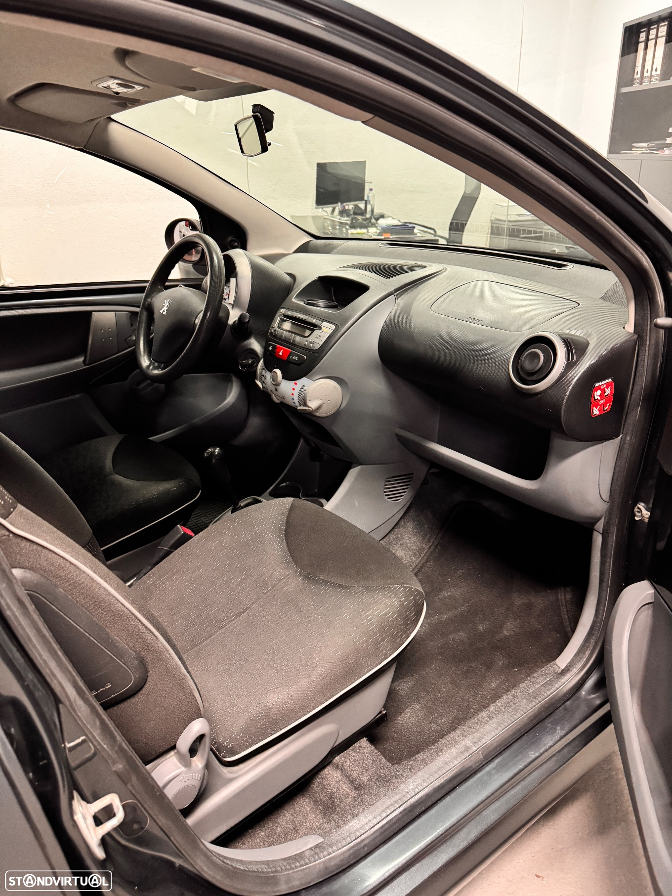 Peugeot 107 1.0 Style - 8
