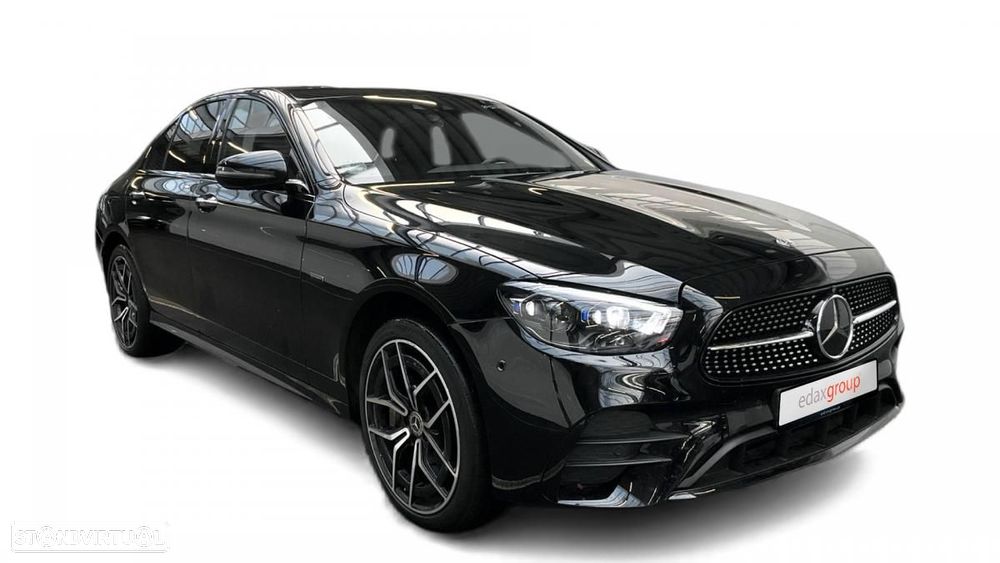Mercedes-Benz E 300 de 4Matic 9G-TRONIC AMG Line - 1