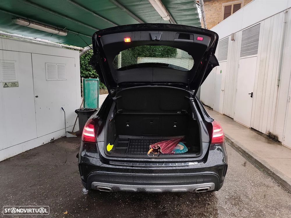Mercedes-Benz GLA 220 d 7G-DCT AMG Line - 28