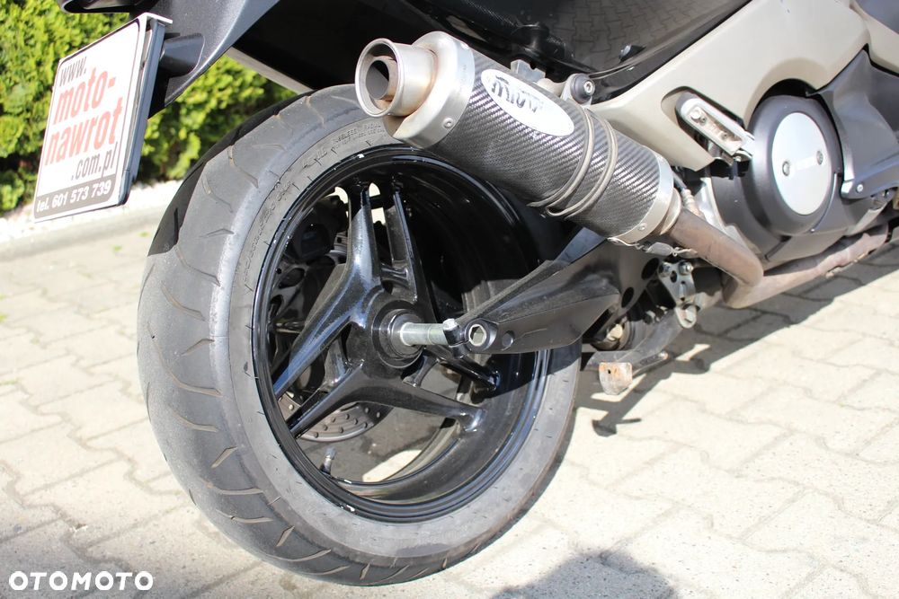 Yamaha Tmax - 27