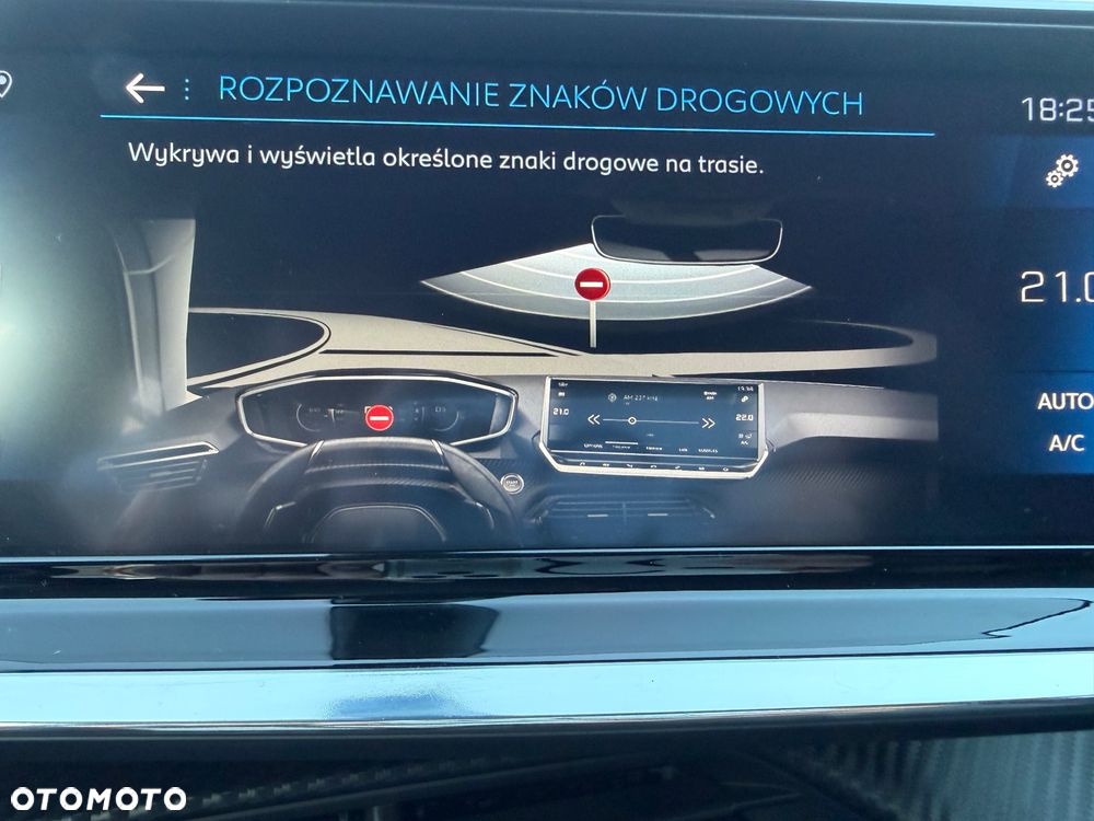 Peugeot 2008 1.5 BlueHDi Allure Pack S&S EAT8 - 22