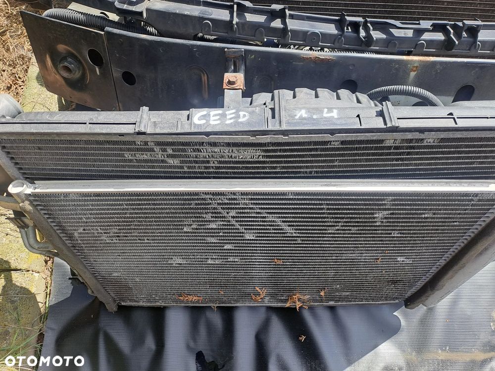 Kia Ceed 1.4 16v chłodnice wentylator komplet - 4
