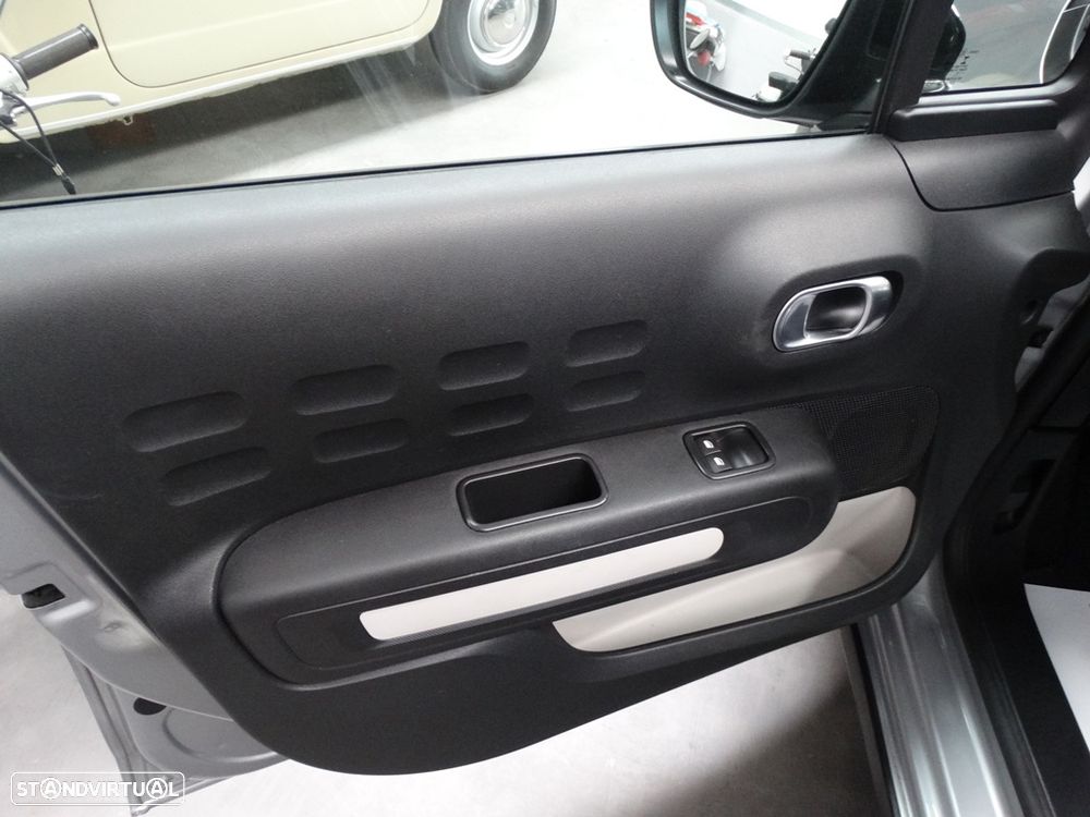 Citroën C3 Pure Tech S&S EAT6 Feel - 6