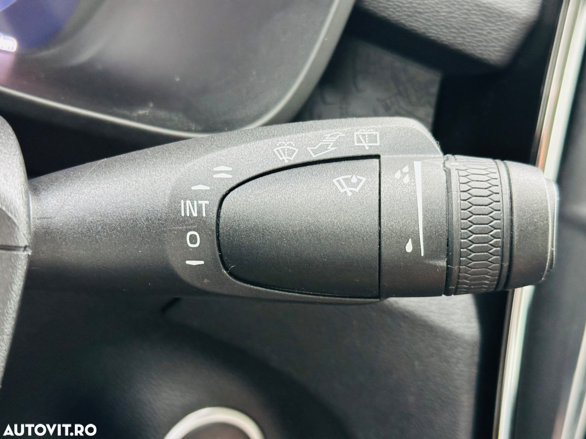 Volvo XC 40 - 39