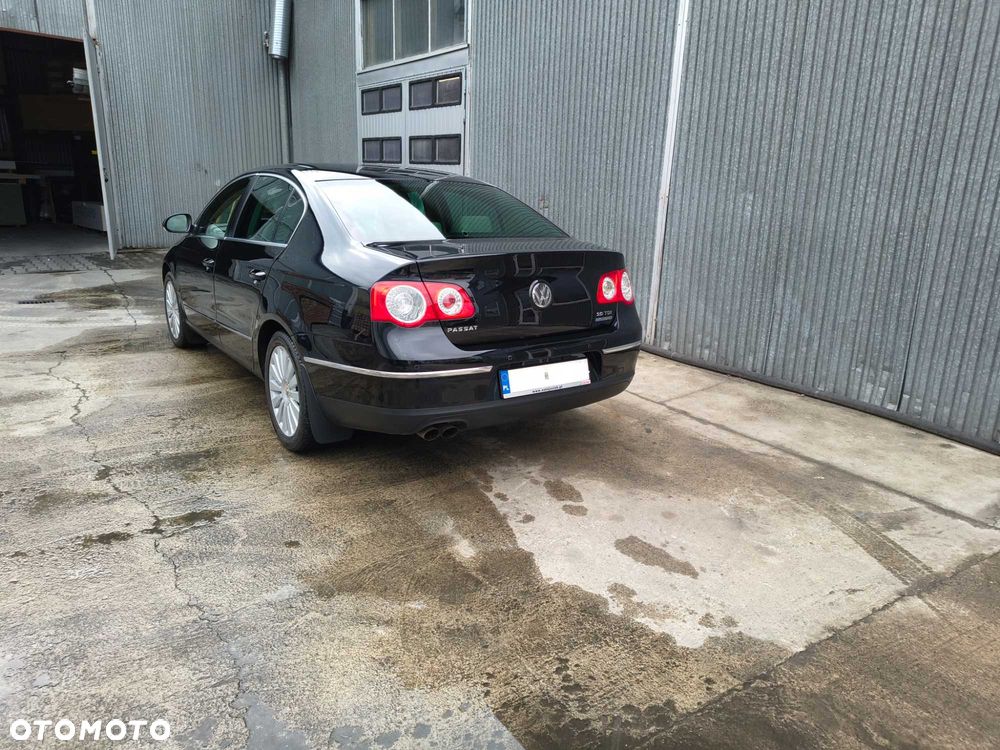 Volkswagen Passat - 2
