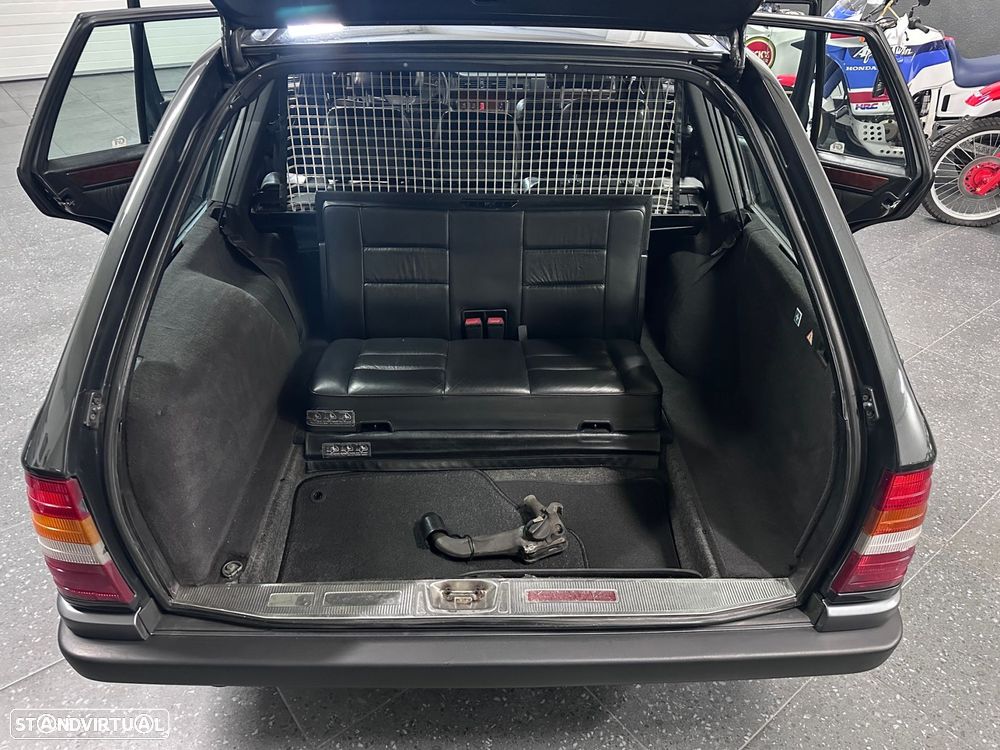 Mercedes-Benz E 250 D Turbo - 5