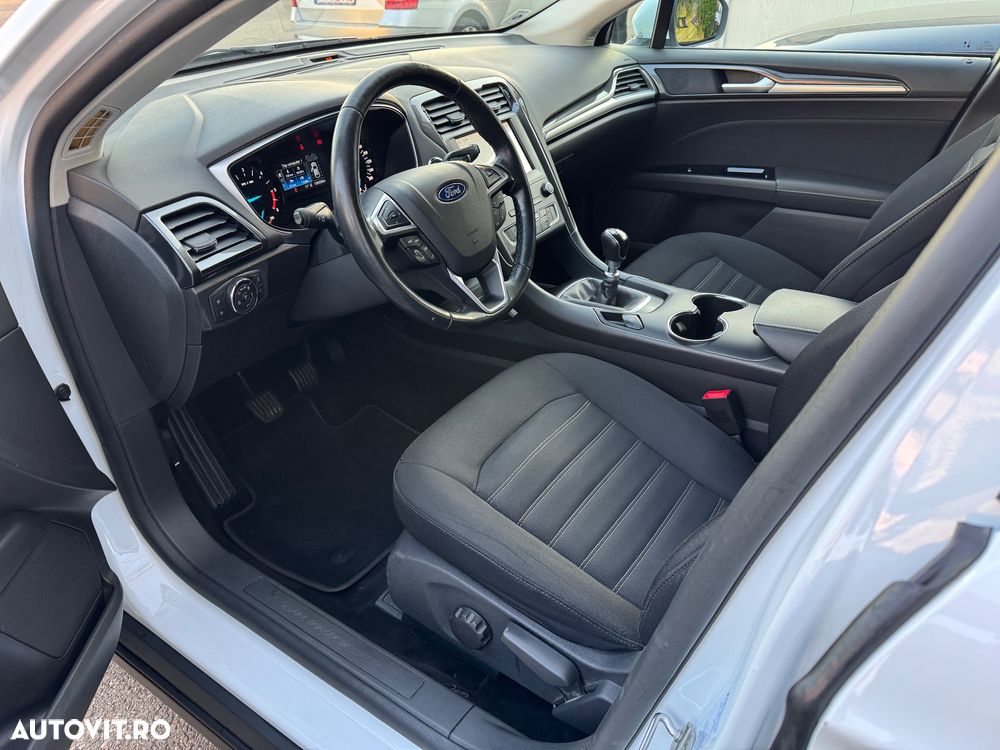 Ford Mondeo 2.0 EcoBlue Business Edition - 31