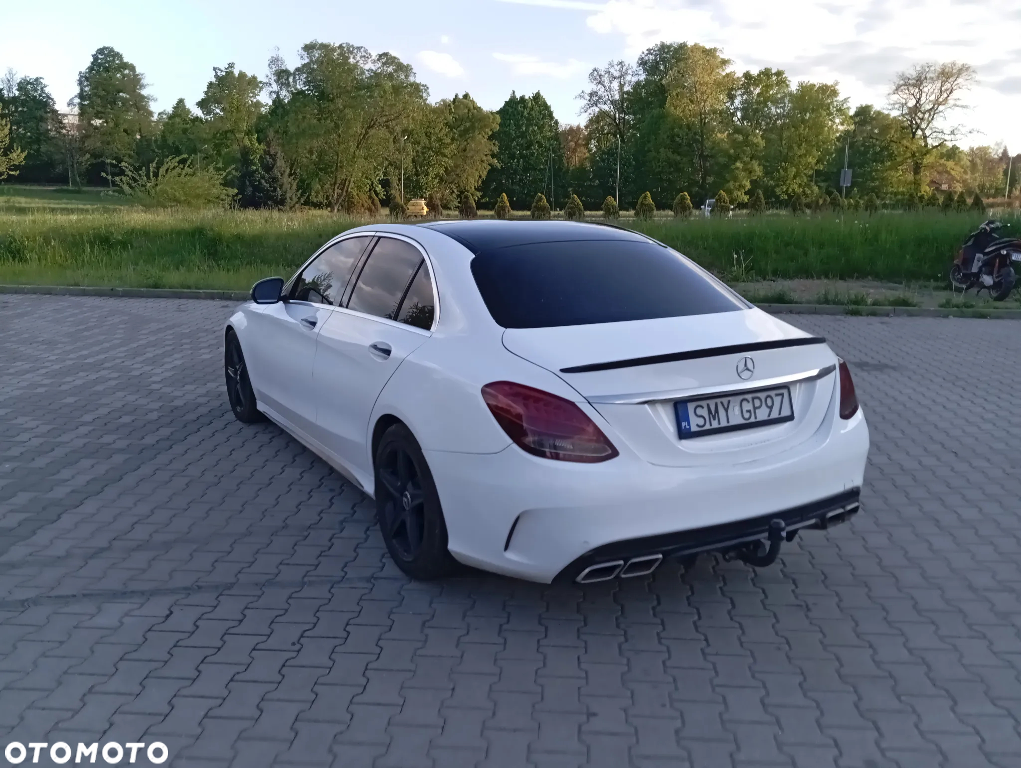 Mercedes-Benz Klasa C 300 7G-TRONIC - 8