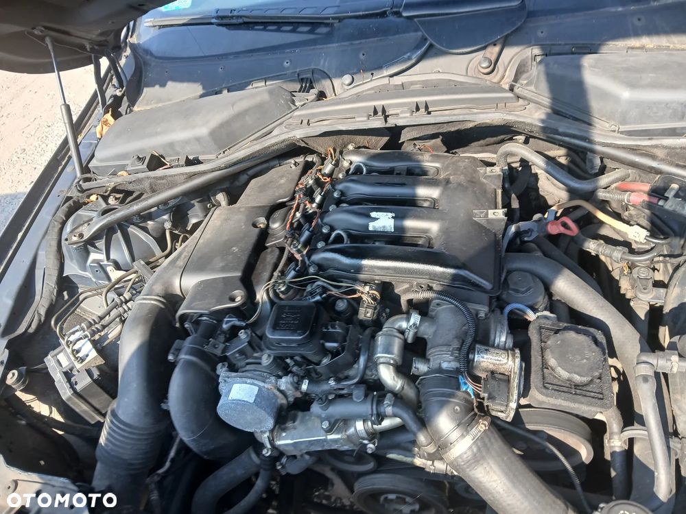 bmw e61 e60 520d silnik 2.0D m47d20 skrzynia 6hp26 sanki belka przód tył wahacz zacisk - 2
