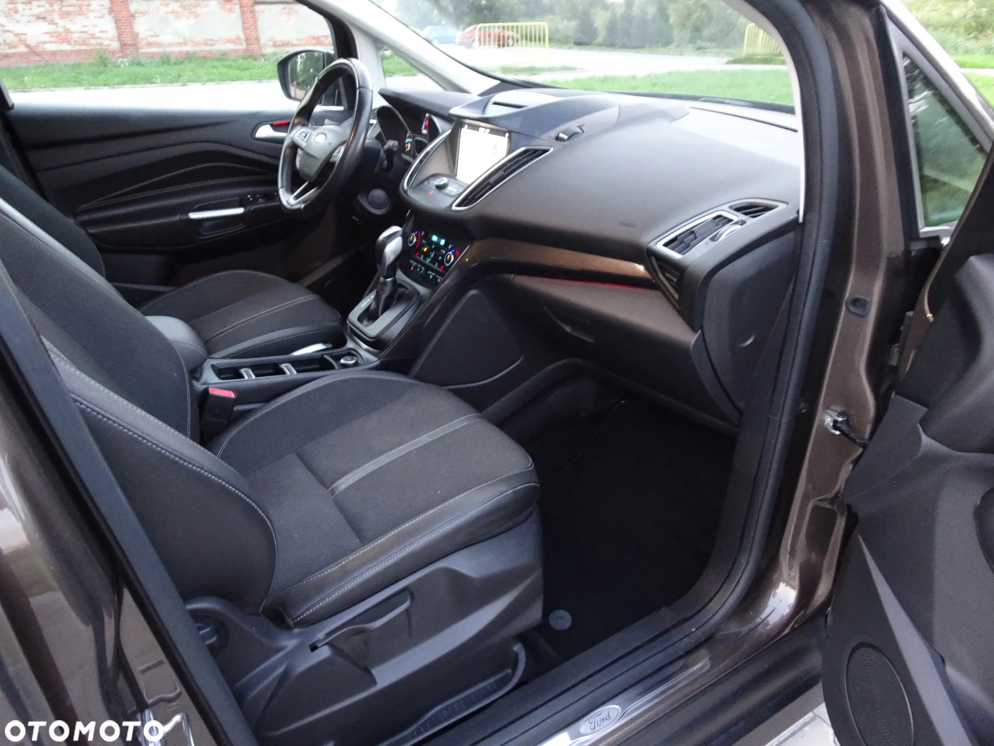 Ford Grand C-MAX 1.5 EcoBoost Start-Stopp-System Titanium - 12