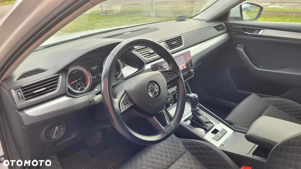 Skoda Superb 1.5 TSI ACT Ambition DSG - 9