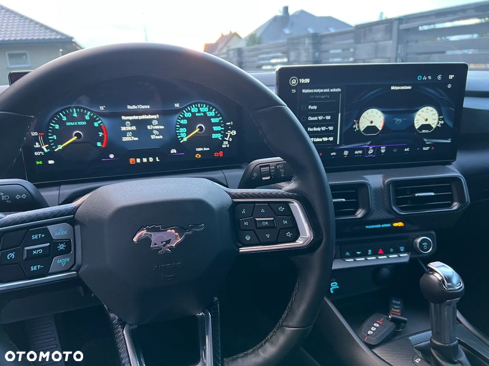 Ford Mustang 2.3 EcoBoost - 36
