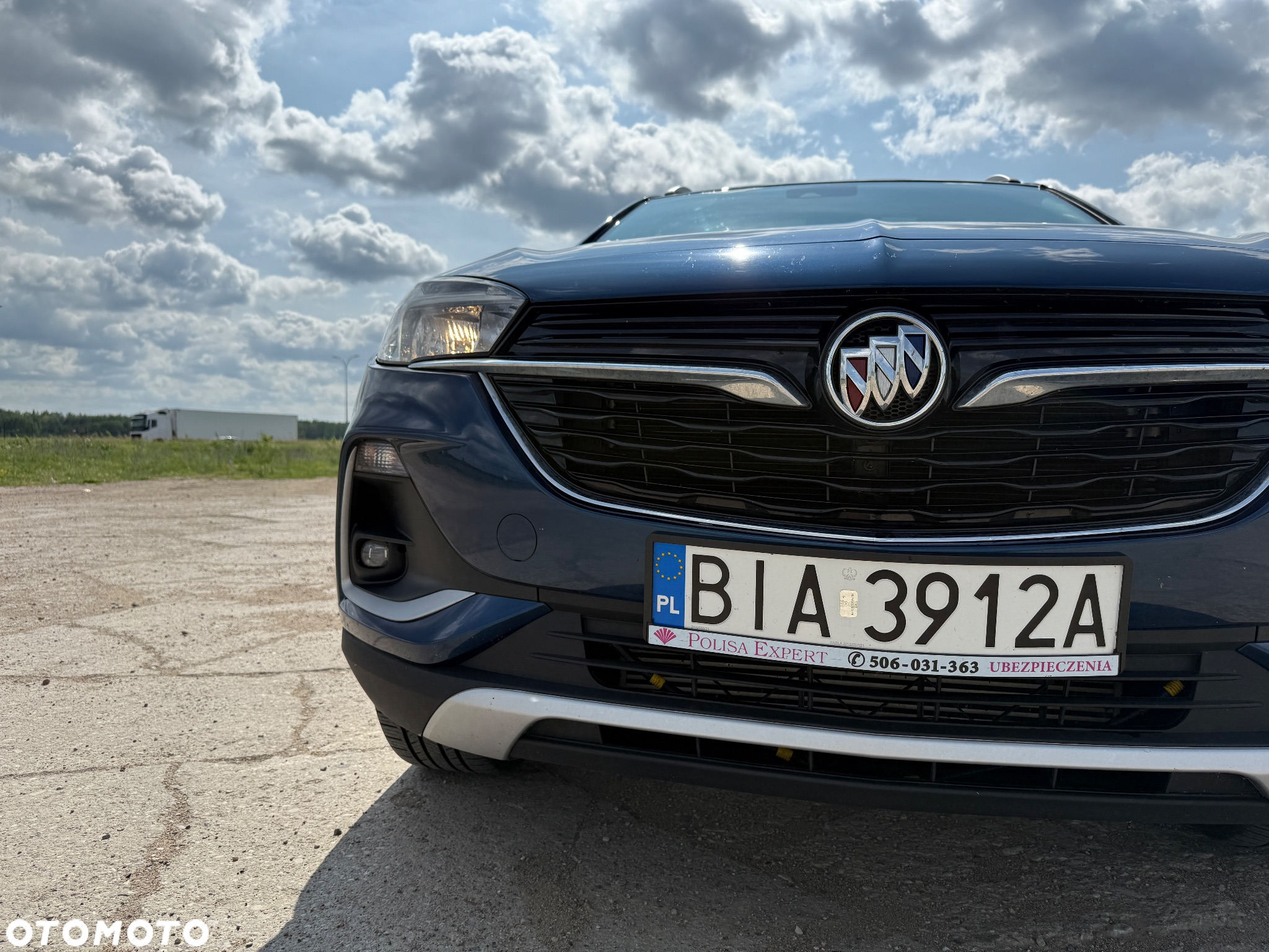 Buick Encore - 2