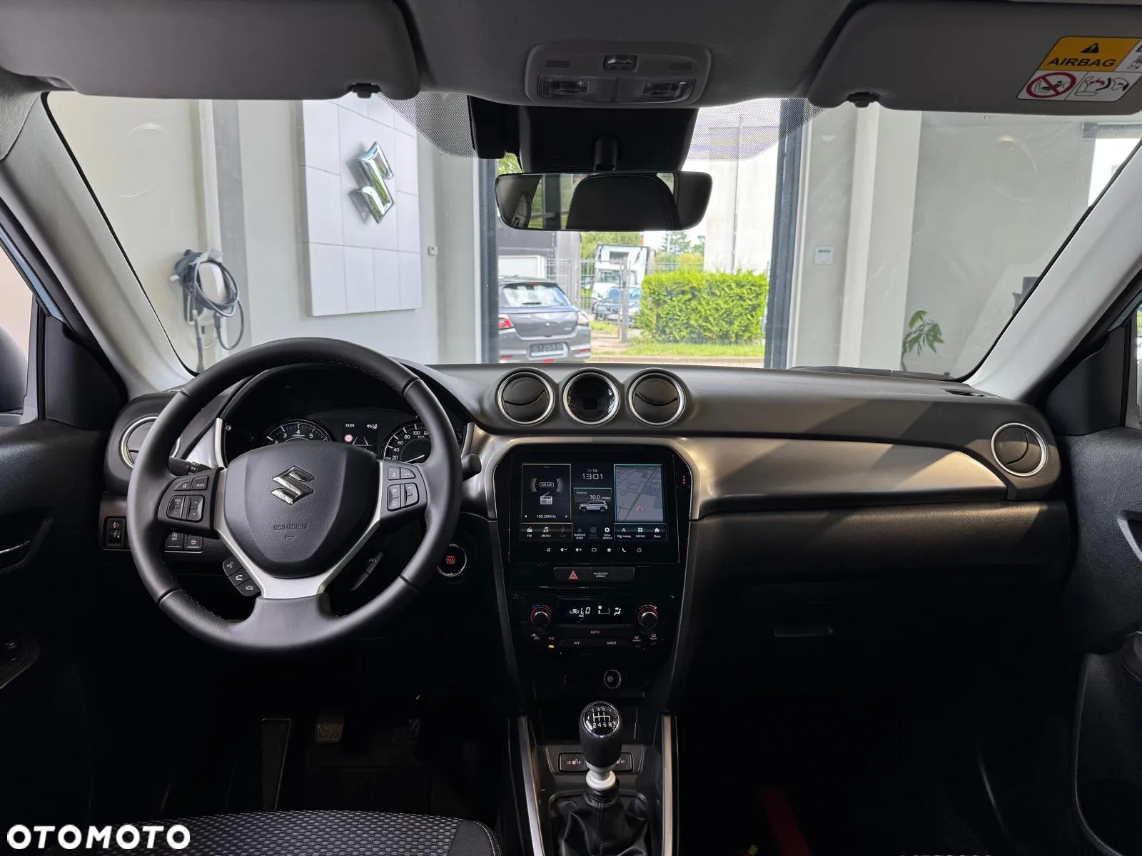 Suzuki Vitara 1.4 Boosterjet Premium 2WD - 18