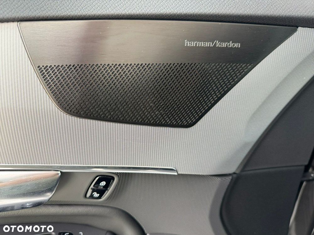 Volvo XC 90 T8 AWD Plug-In Hybrid Core Bright 7os - 21