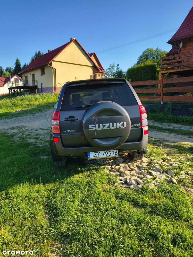 Suzuki Grand Vitara - 2