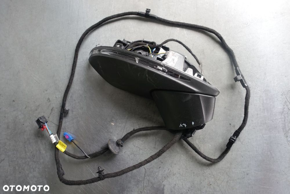 LUSTERKO PRAWE AUDI A7 15 PIN KAMERA - 1