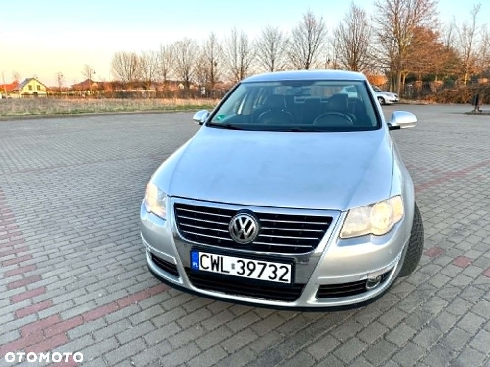 Volkswagen Passat 2.0 TDI DPF Highline - 7