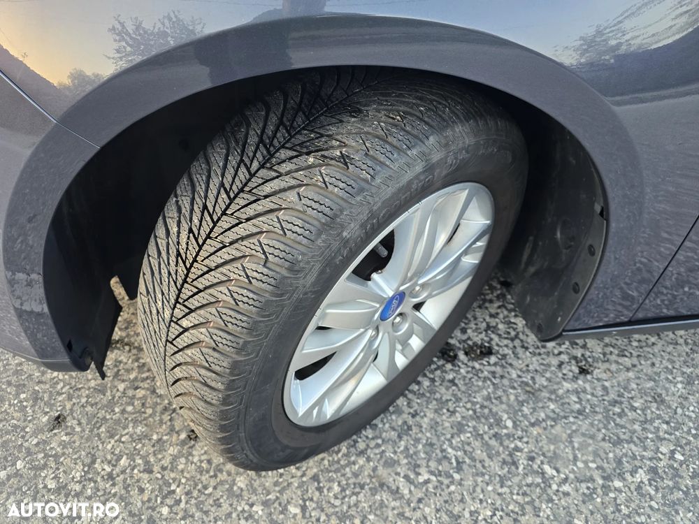 Ford Focus 1.0 EcoBoost Start-Stopp-System TREND - 11