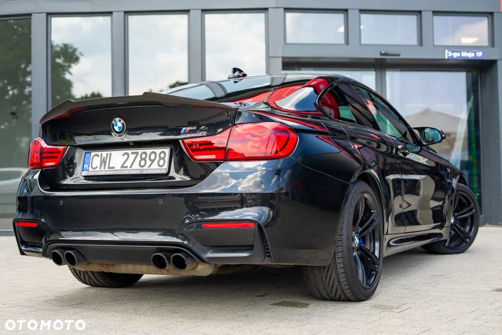 BMW M4 DKG - 18