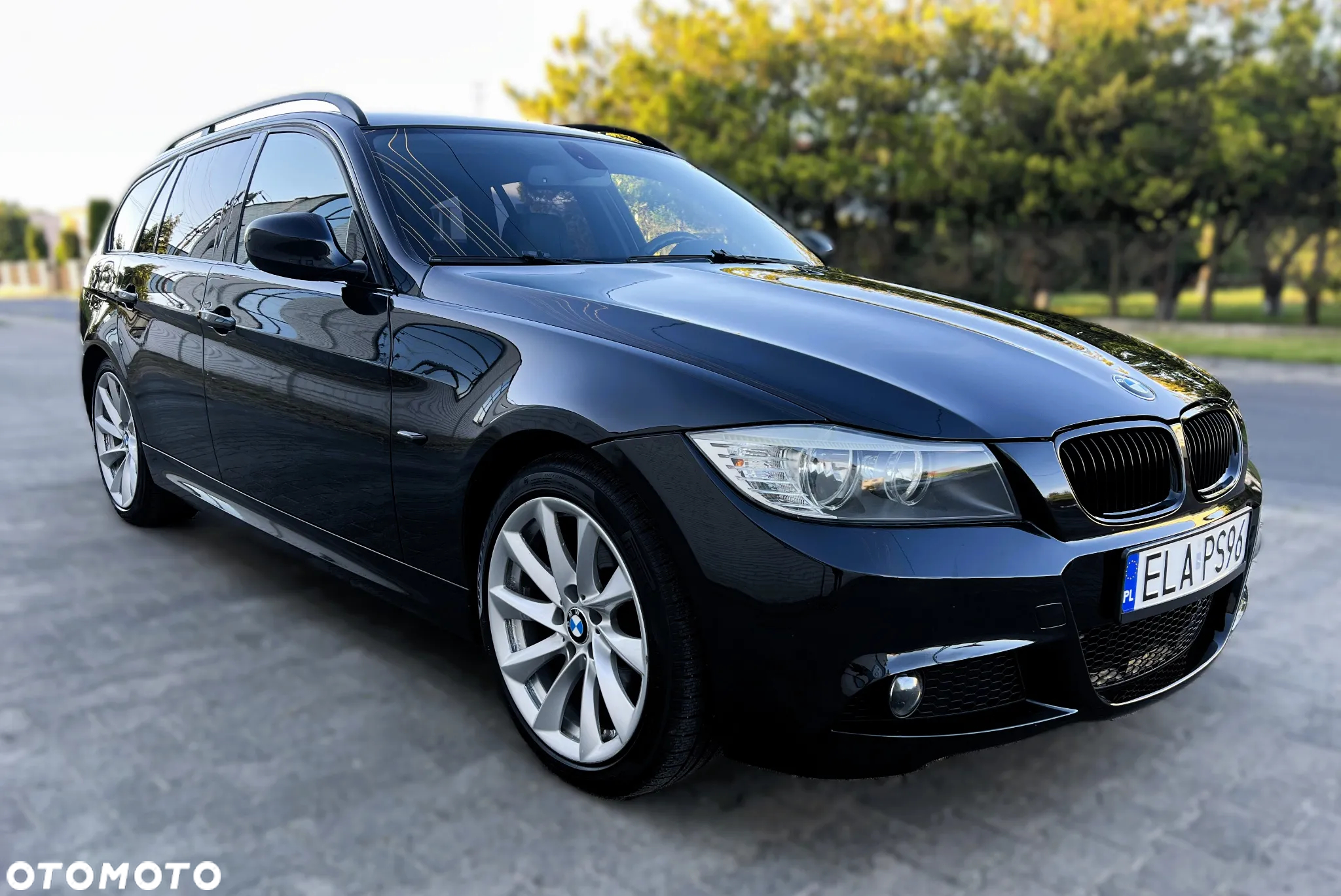 BMW Seria 3 318d DPF Touring Edition Sport - 4