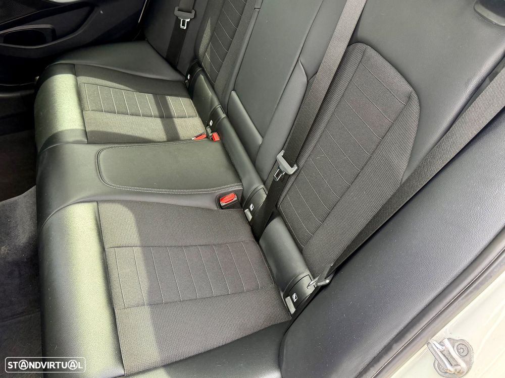 BMW 320 d Pack M Auto - 29