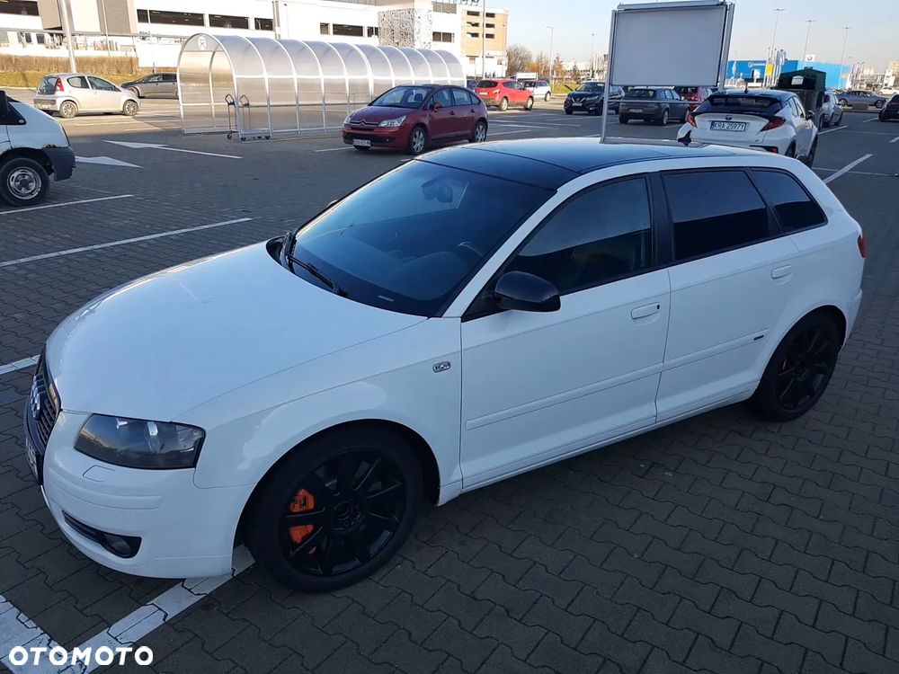 Audi A3 Sportback 2.0 TDI DPF Quattro Ambiente - 3