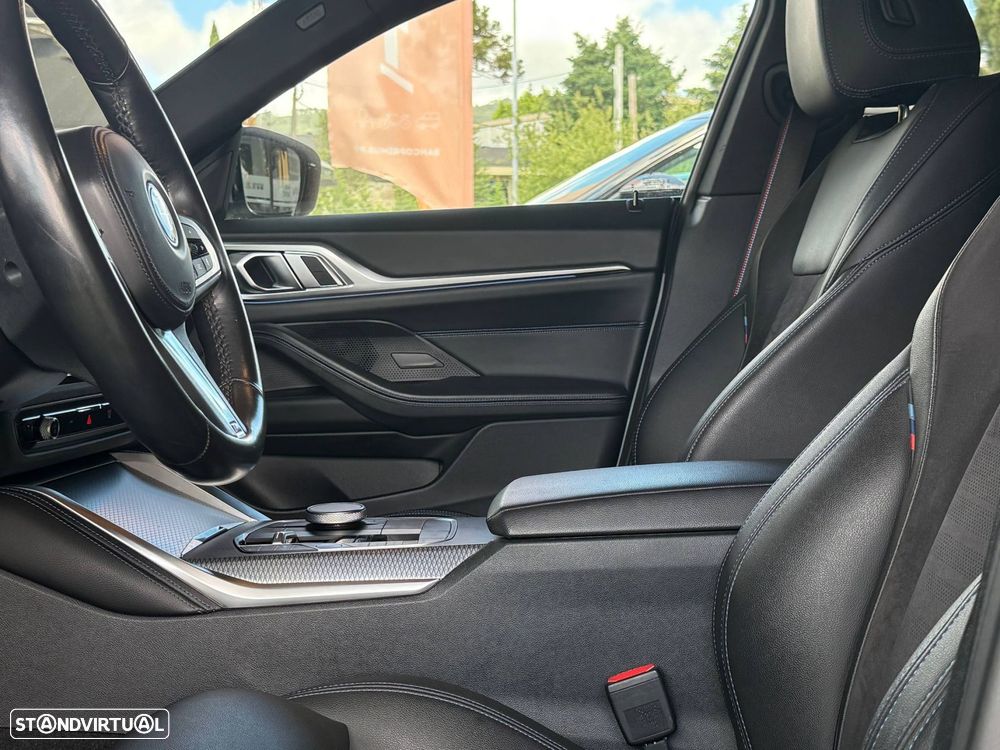 BMW i4 eDrive40 Pack Desportivo M - 50
