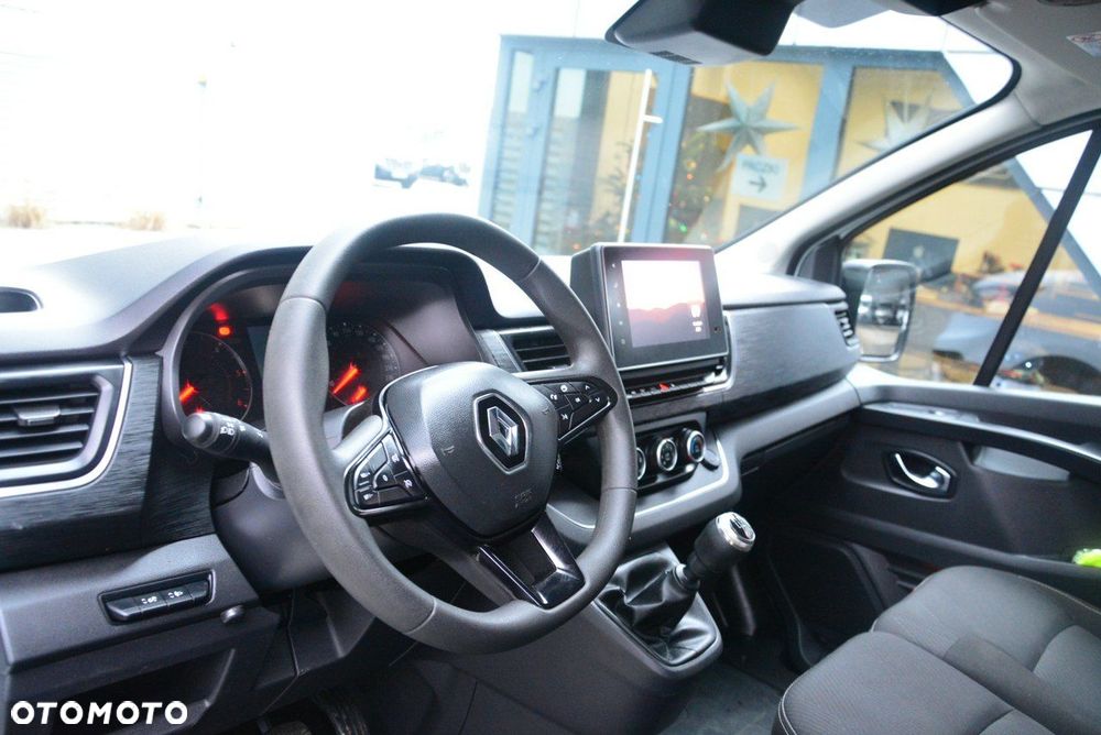 Renault Trafic - 12