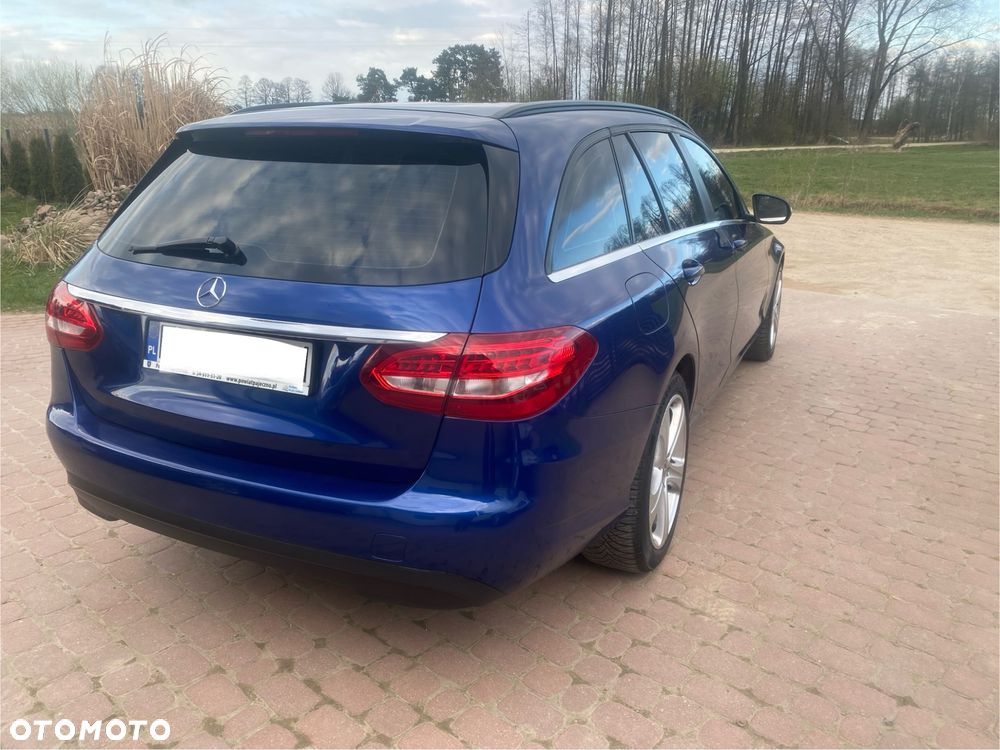 Mercedes-Benz Klasa C 180 BlueTEC 7G-TRONIC Edition 1 - 24