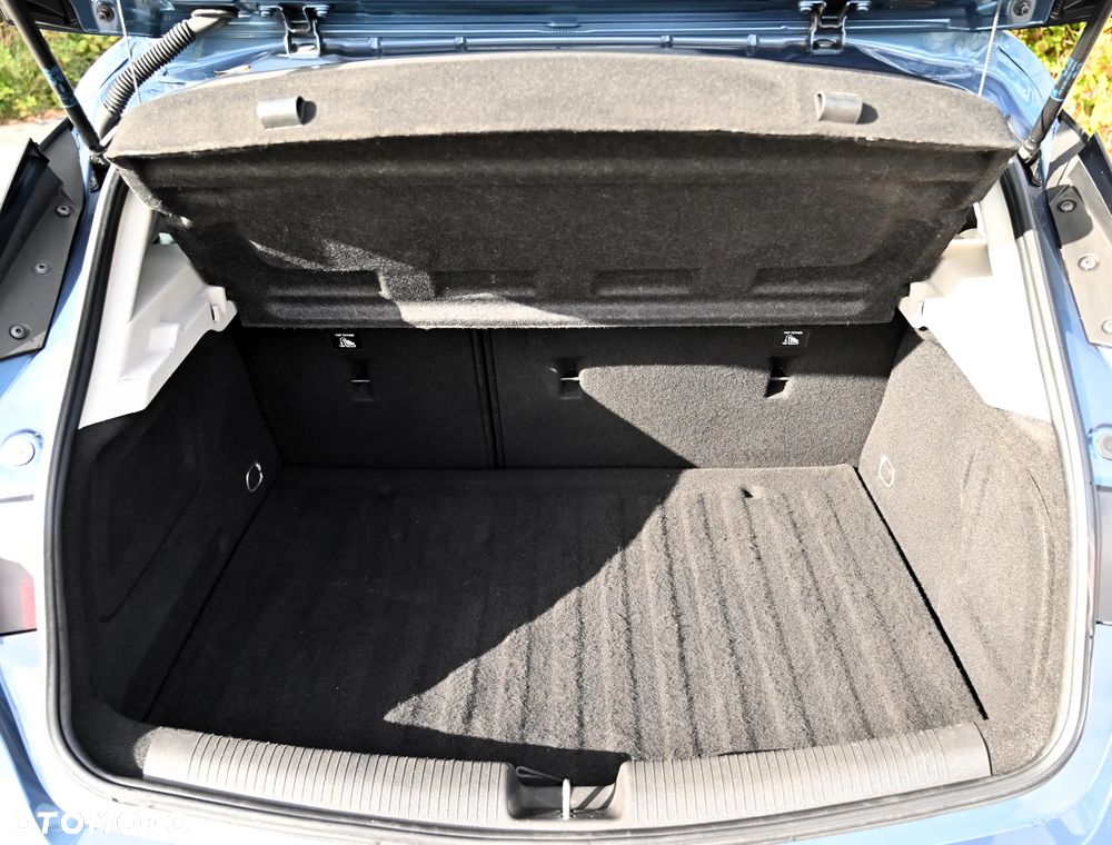 Opel Astra - 36
