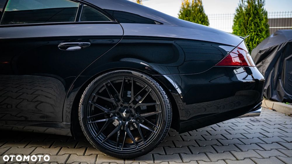 Mercedes-Benz CLS - 13