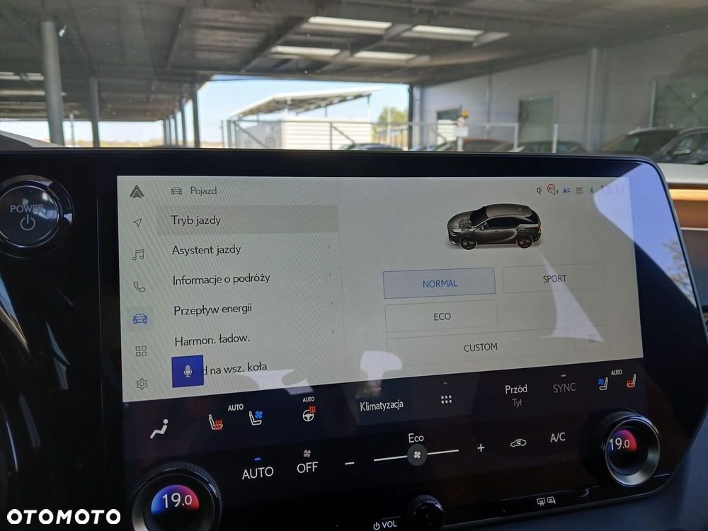 Lexus RX 450h+ Prestige - 18