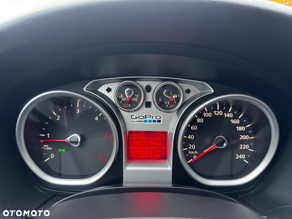 Ford Focus - 11
