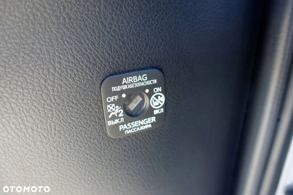 Toyota Auris 1.4 D-4D - 29