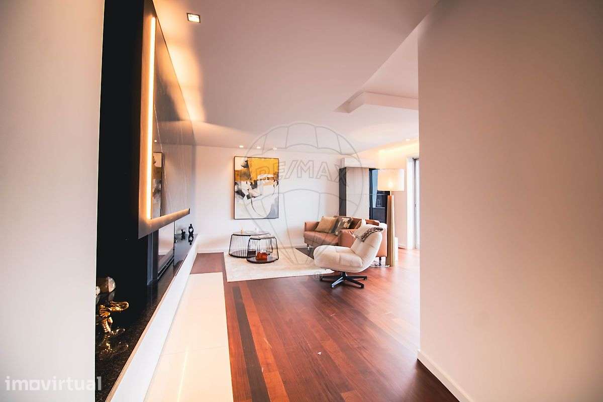 Apartamento T4 para venda - Grande imagem: 2/43