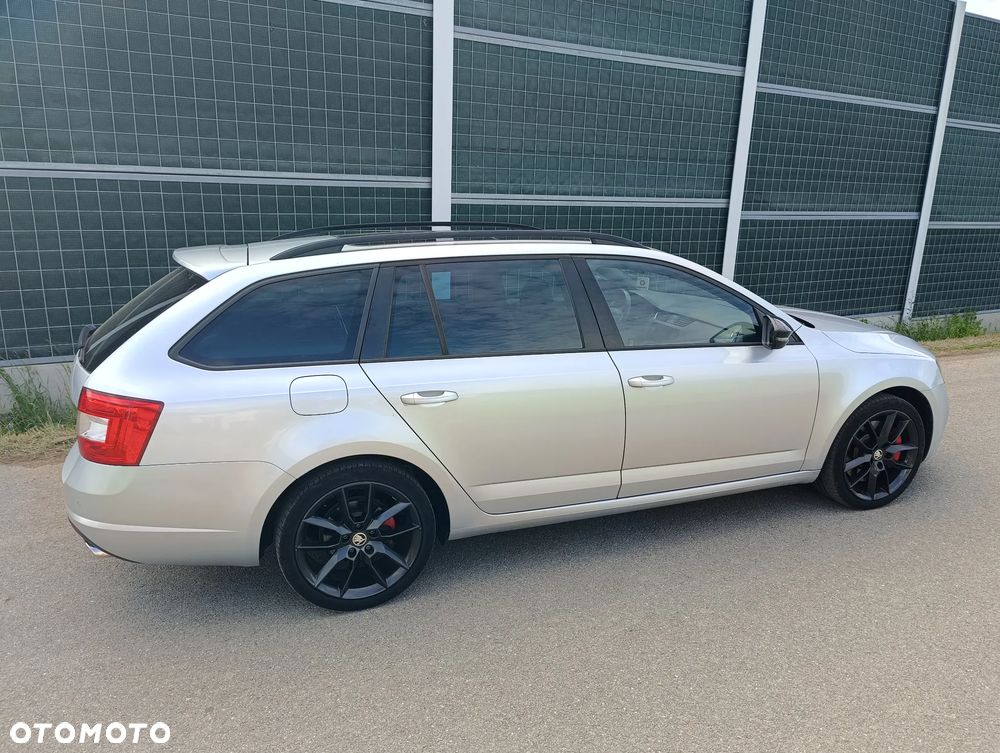 Skoda Octavia 2.0 TDI RS - 16