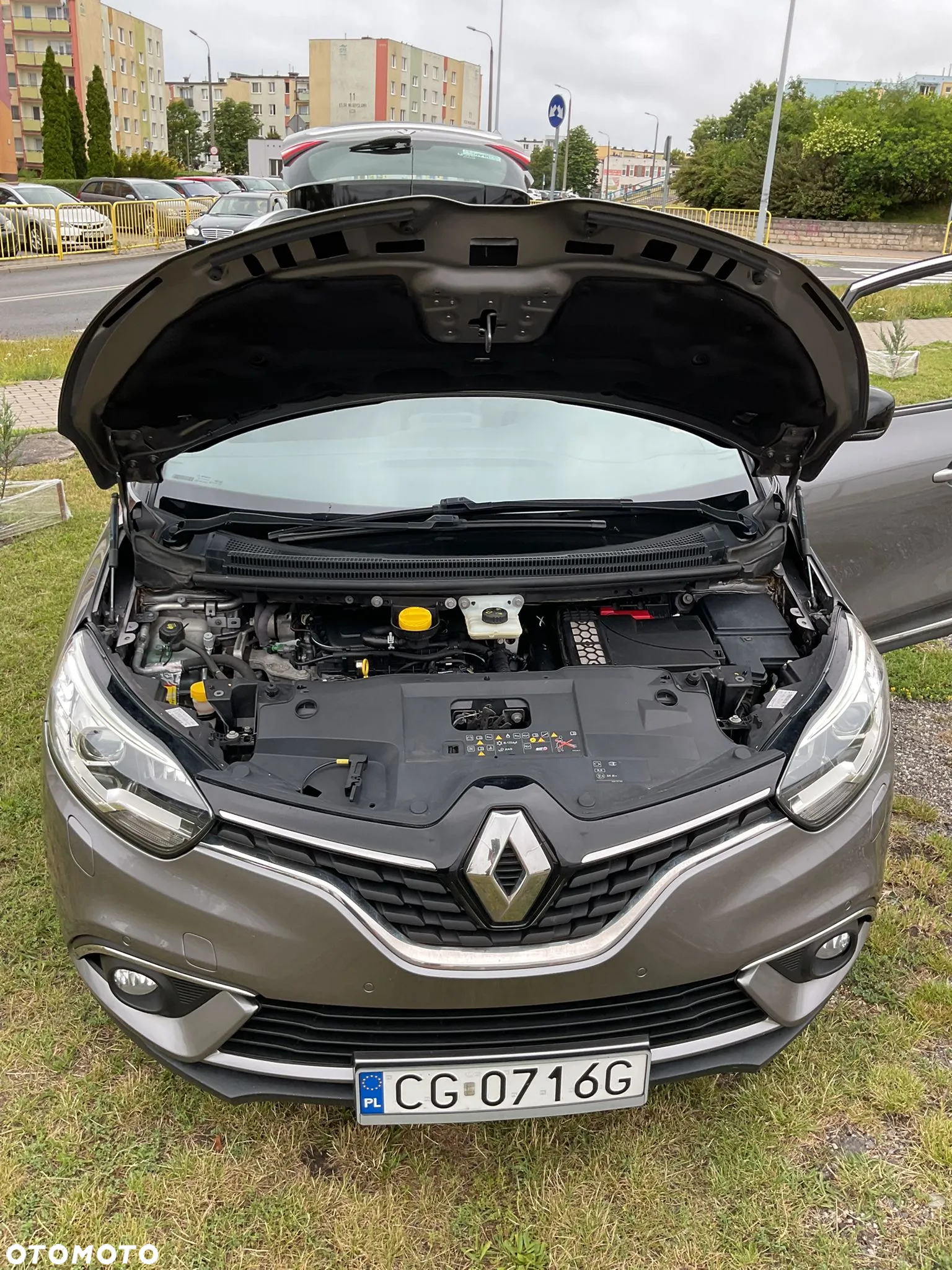Renault Scenic 1.6 dCi Energy Limited - 10
